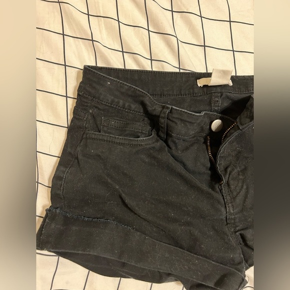 H&M Black Summer Shorts in Black, Size Women’s 6 - Picture 4 of 4